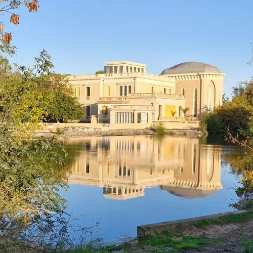 01 Le Chateau Laurens